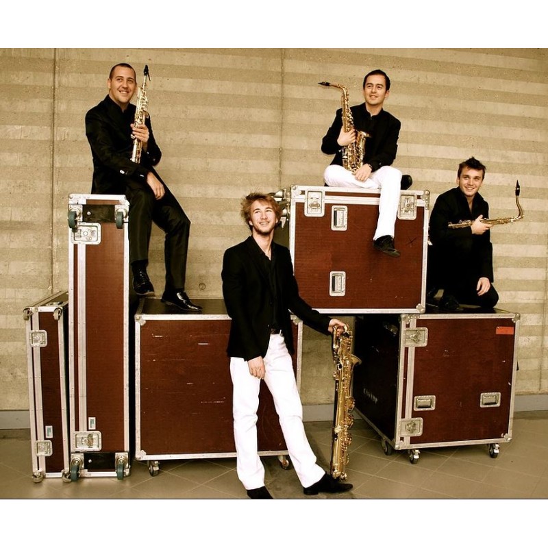 BAMBU AA01 LIGATURE SAXOPHONE ALTO EN FIBRE SYNTHETIQUE noire à 36,00€ TTC chez L'ATELIER DES